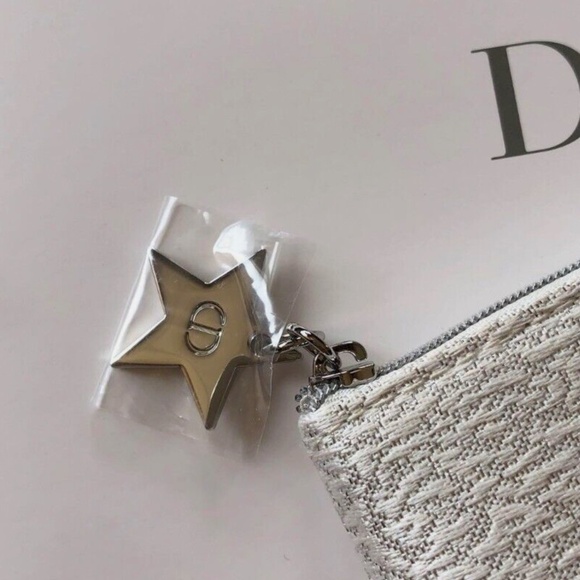 Dior Trousse Clutch Make Up Pouch Silver VIP Gift Handbag Novelty Authentic NEW - Picture 3 of 3